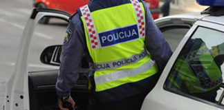 U bolnici preminula pješakinja koju je auto lupio na pješačkom preminula pjesakinja