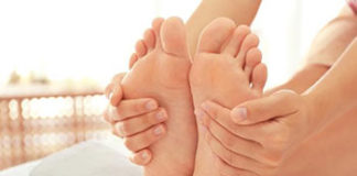 Početak jeseni i zatvorene cipele vraćaju nam gljivice, izbjegnite ih uz ovih deset trikova gljivice stopala