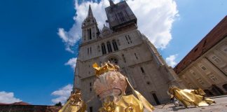 Pogledajte gdje su završili dijelovi povijesnih zgrada nakon razornog potresa!