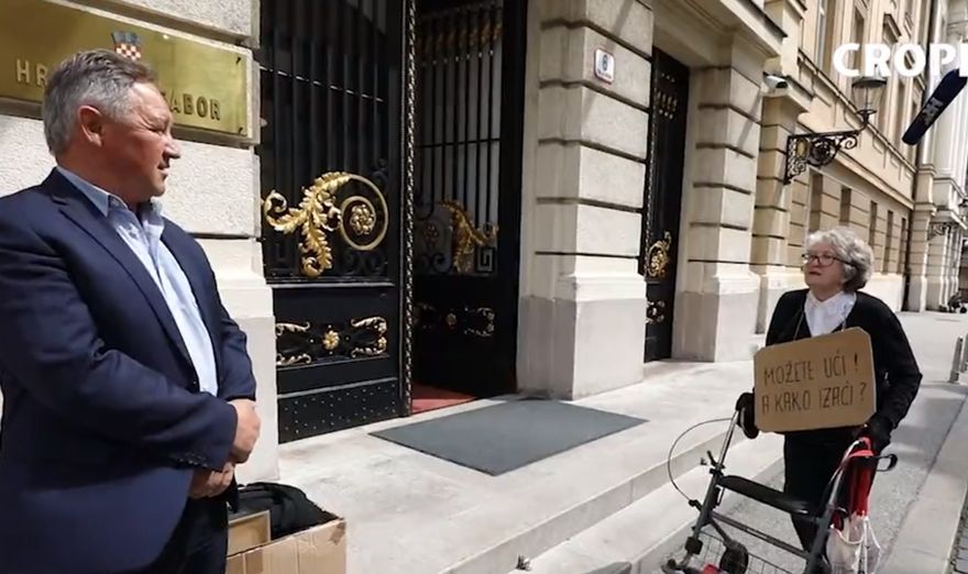 Najstarija aktivistica pred saborom... - Portal za treću dob