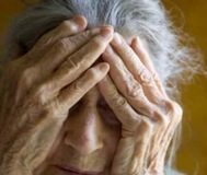 A šta će on jadan onda? abuse