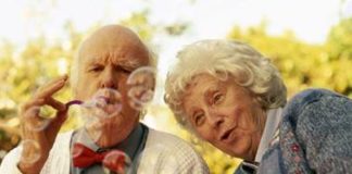 Treća životna dob i usna šupljina baloniistarci