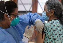 PROTIV CIJEPLJENJA STARIJIH GRAĐANA ASTRAZENECOM cjepljenje starijih osoba