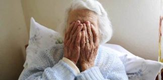 Dvojac iza rešetaka mladici