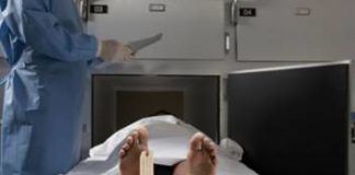 Neodrživ mirovinski sustav mrtvacnic