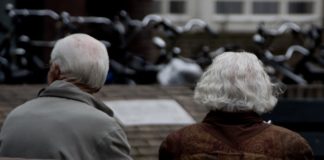 Znanstvenici prvi puta identificirali gen koji je odgovoran za sijedu kosu sjedigen