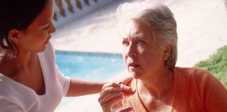 Znanstvenici Alzheimerovu bolest dovode u vezu s nedovoljno spavanja