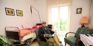 Nema zemlje za starce….. staraki_soba